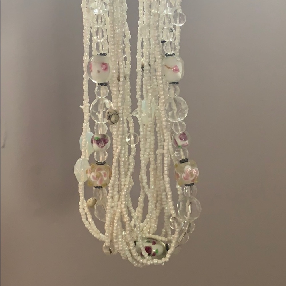 White Beaded Funky Necklace - Picture 4 of 5